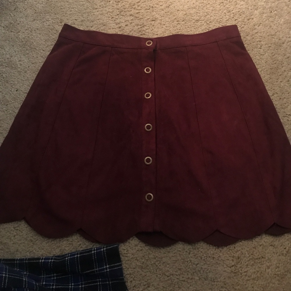 Kendall and Kylie maroon skirt